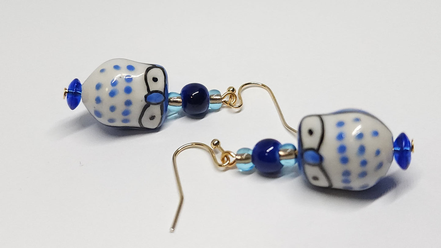 Ceramic Blue Owls with gold-coloured nickel-free hooks